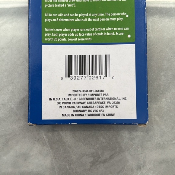 Kid's Winter Christmas Crazy Eights Card Game - Picture 6 of 11